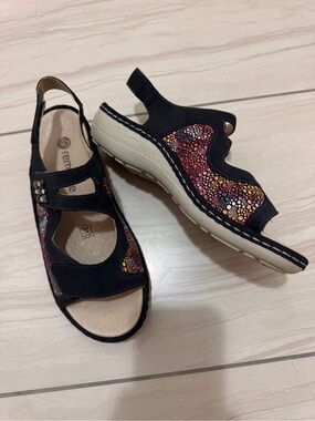 Remonte Navy Blue Sandals with Multicolor Accent Adjustable Velcro Straps Sz 38